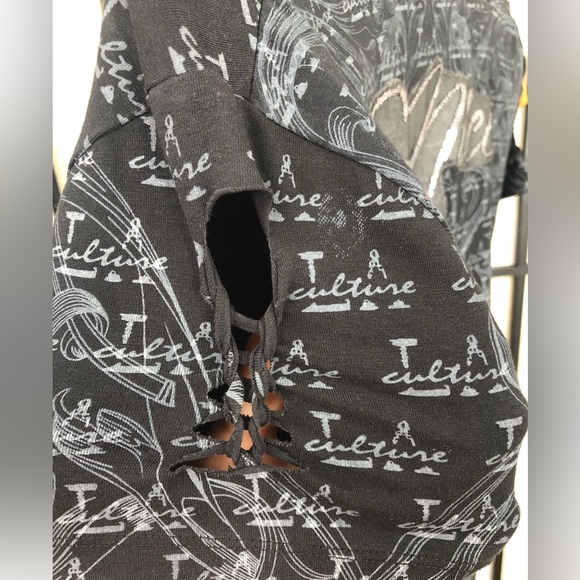 4 for 25$ Long T-Shirt / Mini Dress. Cut Out Woven Lacing. Size Large. - Picture 5 of 10